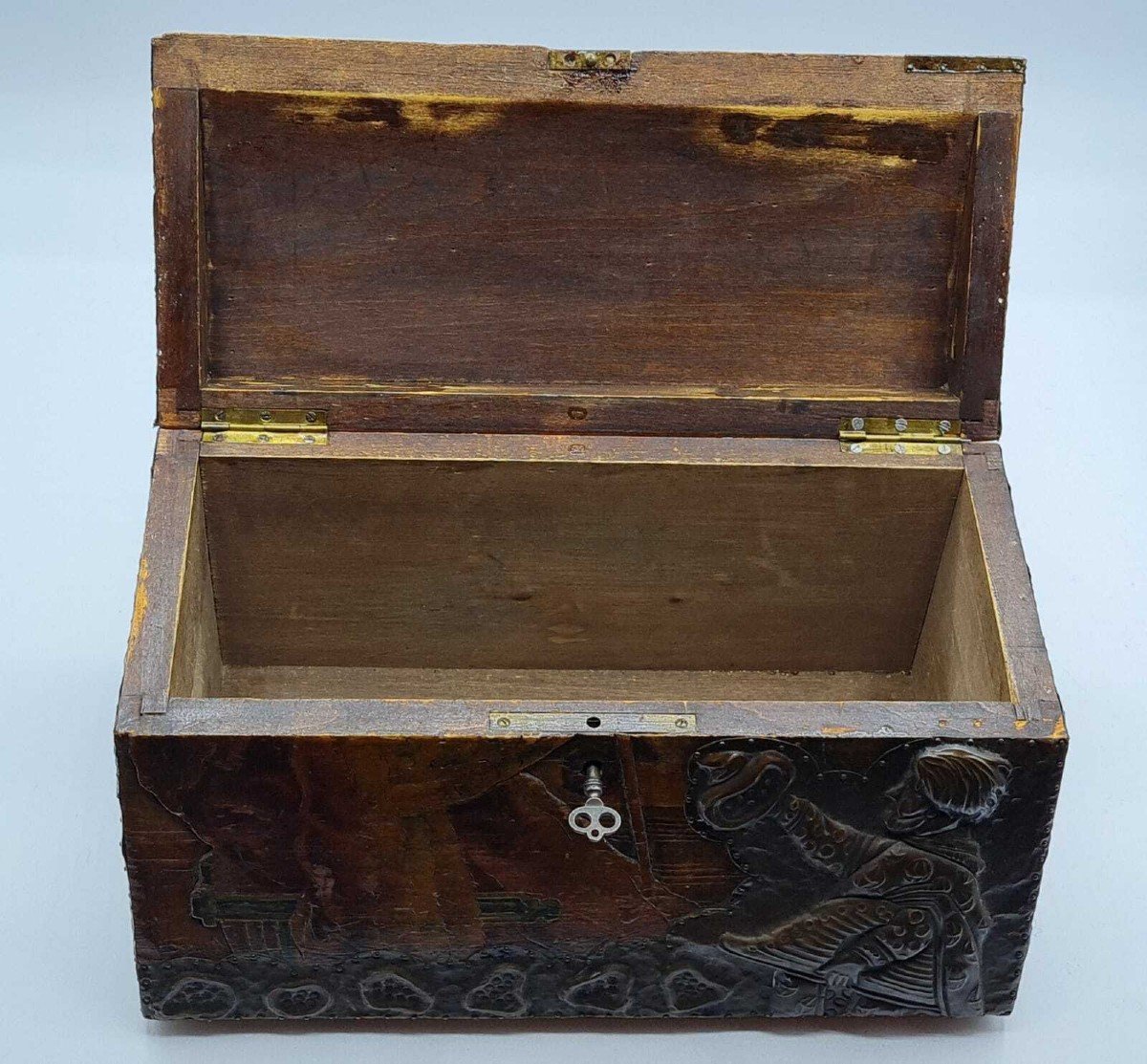 Antique Russian Wooden Abramtsevo Box With Basma-photo-3