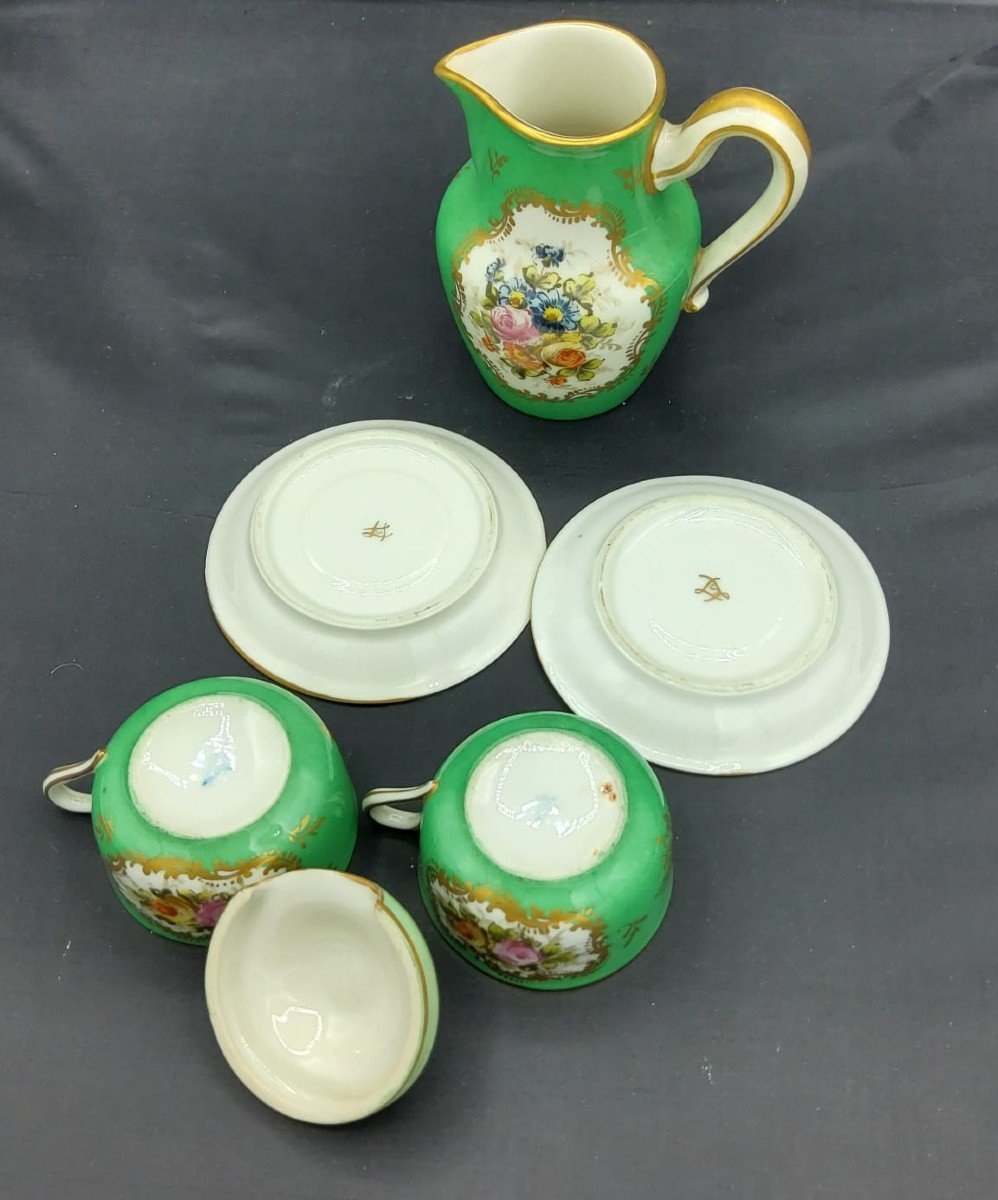 Sèvres Style Tête-à-tete Coffee Service In Emerald Green Painted With Bouquets Of Flowers-photo-1