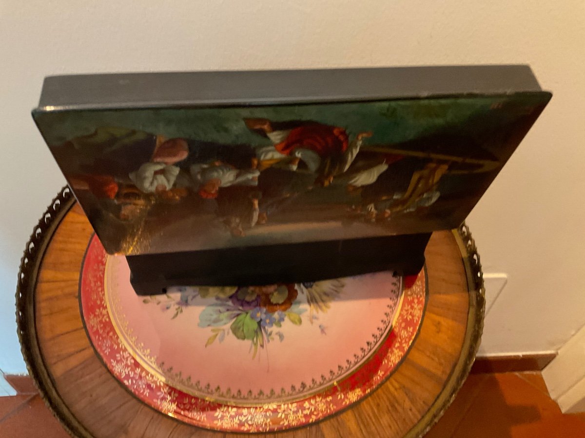 Large Lacquer Box From Ancient Russia The Subject Is From The Tale Of N.gogol-photo-1