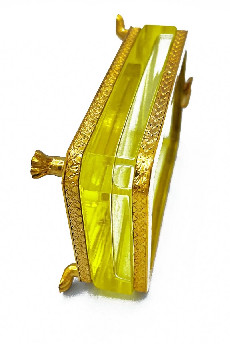 Old Bohemian Yellow Uranium Glass Ashtray-photo-4