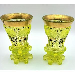 Paire De Magnifiques Vases En Verre Émail Boheme  Vaseline Uranium Les Plus Rares 