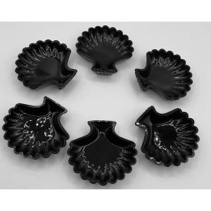 Set Of 6 Small Shell Shaped Dishes 