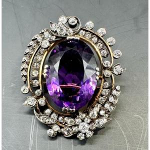 Victorian Large Gold Brooch With Large Amethyst And Diamonds