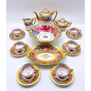 Service à café pour 6 personnes,  Dresden porcelaine décor floral, dorures