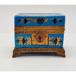 .antique French Opaline Glass Box Casket Bronze Mounted,desvignes,charles X