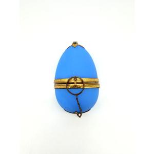Blue Opaline Egg-form Perfume Casket Or Jewel Box, France, 19th Century