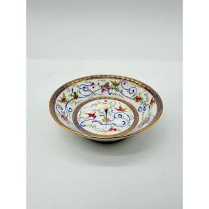 SÈVRES, coupelle en porcelaine tendre, Girard peintre, Le Guay doreur, 1790 