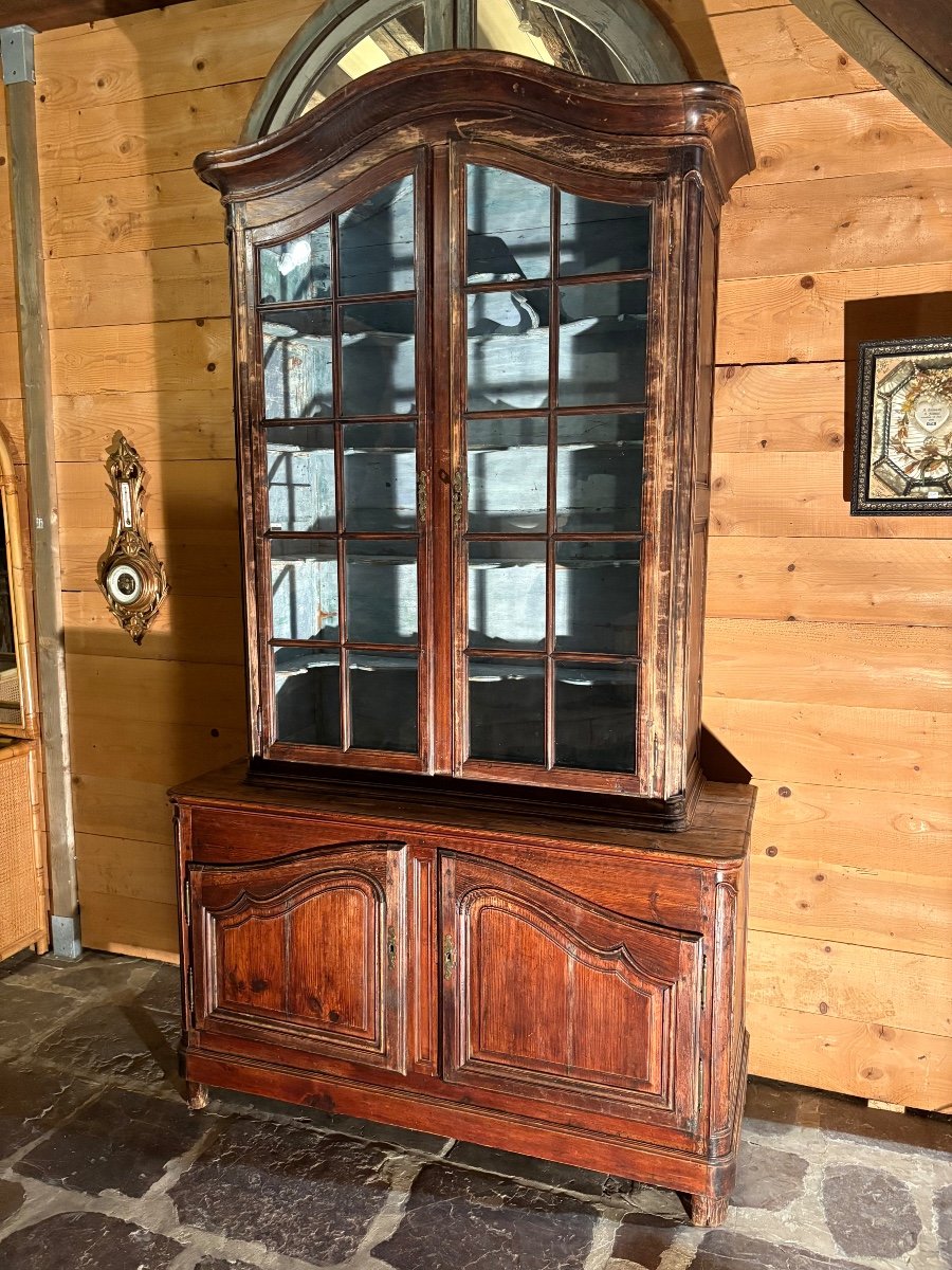 Élégant Vaisselier Flamand 