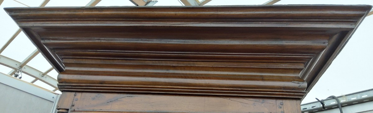 Louis XIII Standing Man In Walnut -photo-4