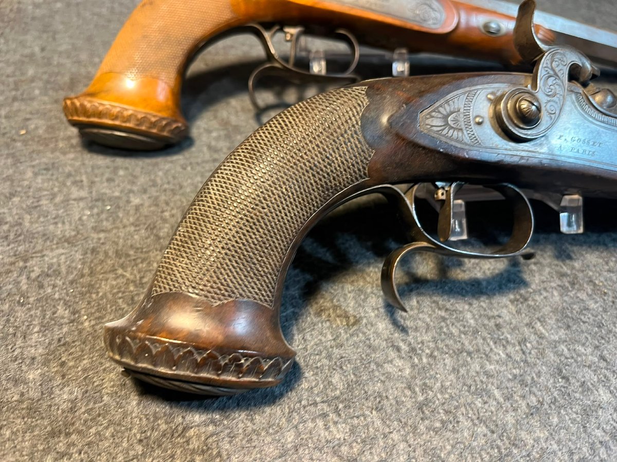 Coffret de pistolets de duel par Gosset à Paris -photo-8