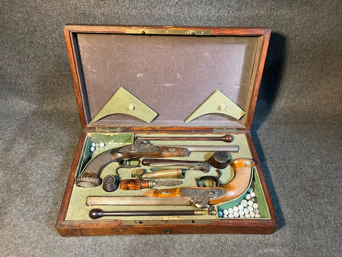 Coffret de pistolets de duel par Gosset à Paris 