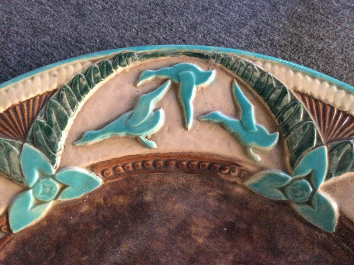 Large Decorative Dish In Glazed Earth On The Theme Of Hunting-photo-2