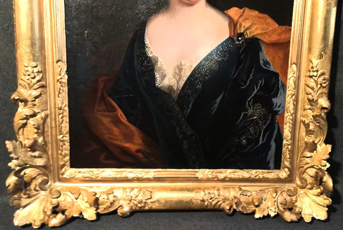 Portrait Of A Lady Of Quality French School End XVII / Beginning XVIII E-photo-3