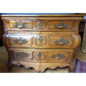 18th Century Walnut Tomb Commode