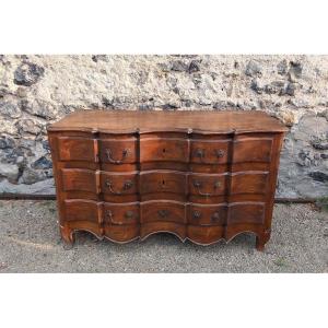 Commode à façade arbalète Auvergne milieu XVIIIe
