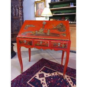 Slope Desk In Red Lacquer Decor Chinese XVIII E