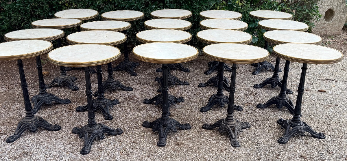 Lot 20 guéridons de bistrot 