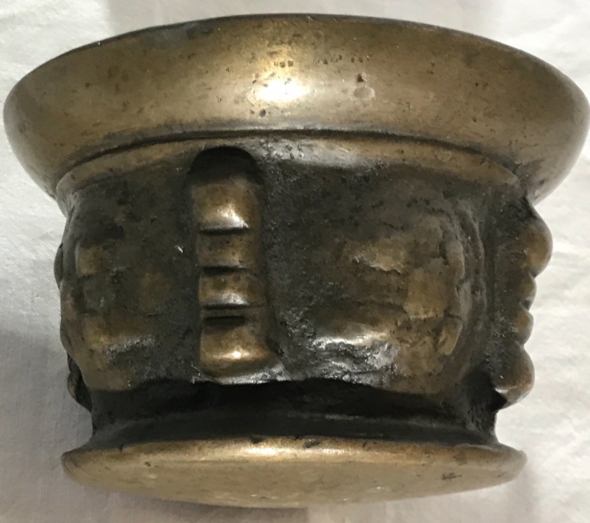 Mortier Apothicaire En Bronze XVIIéme avec son pilon 