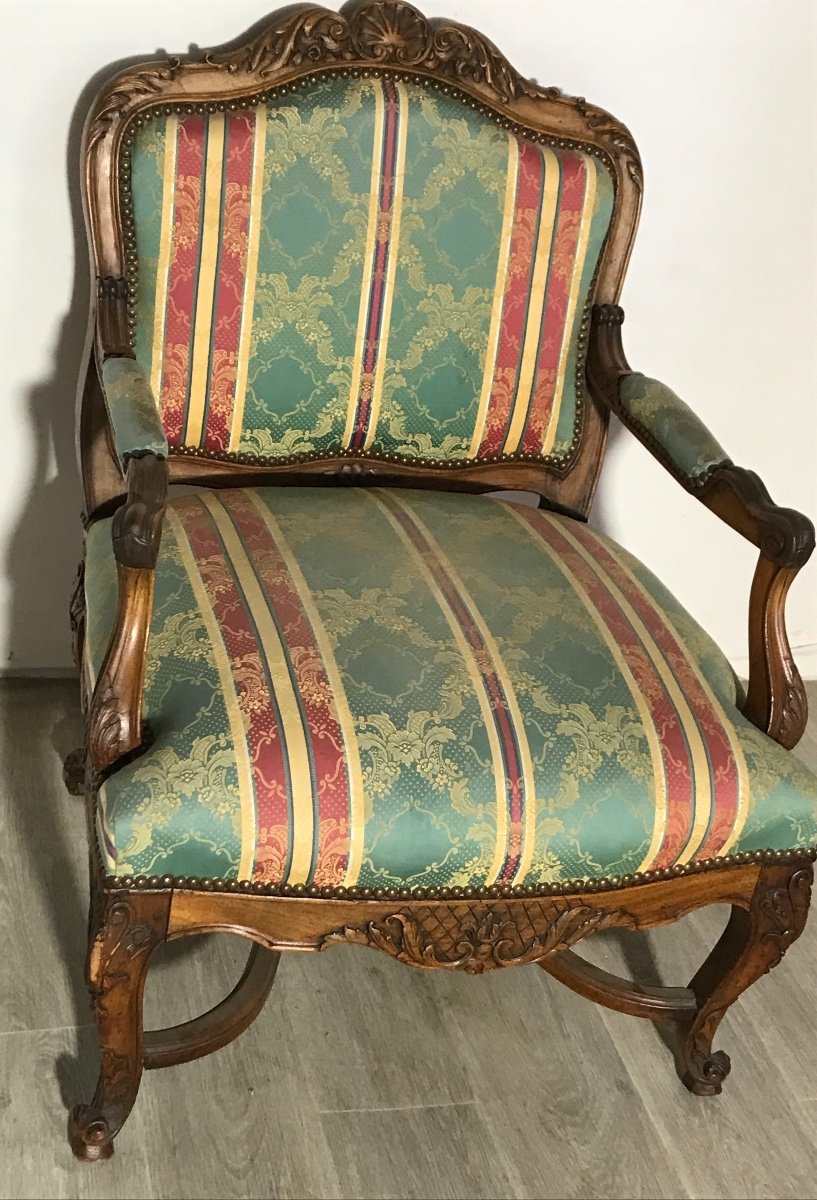 Fauteuil Louis XV 