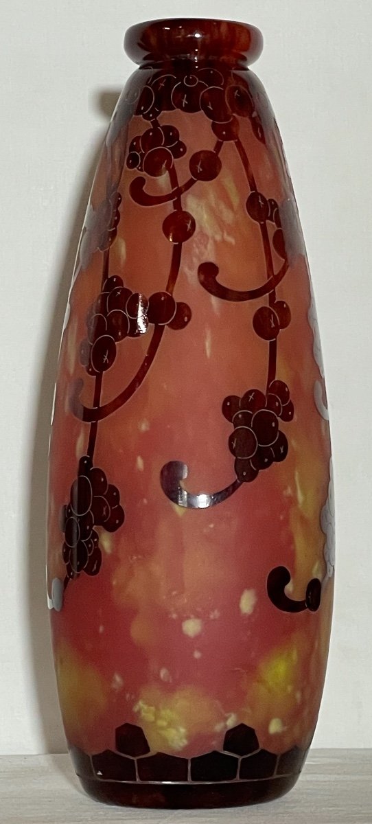 The French Glass Vase