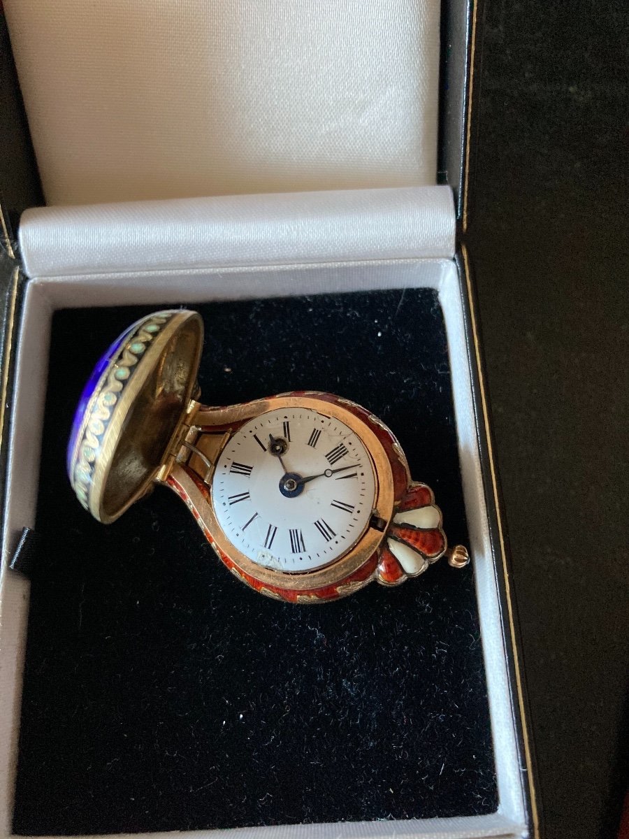 Gold Lyre Watch-photo-3