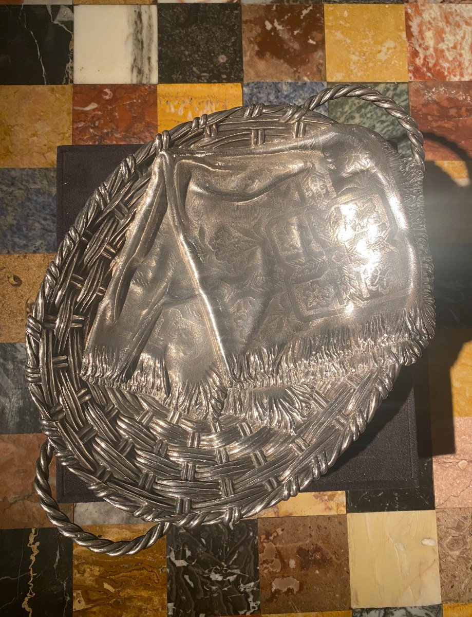 Corbeille à Pain en Argent russe à Décor En Trompe L’œil par Pavel OVCHINNIKOV-photo-1