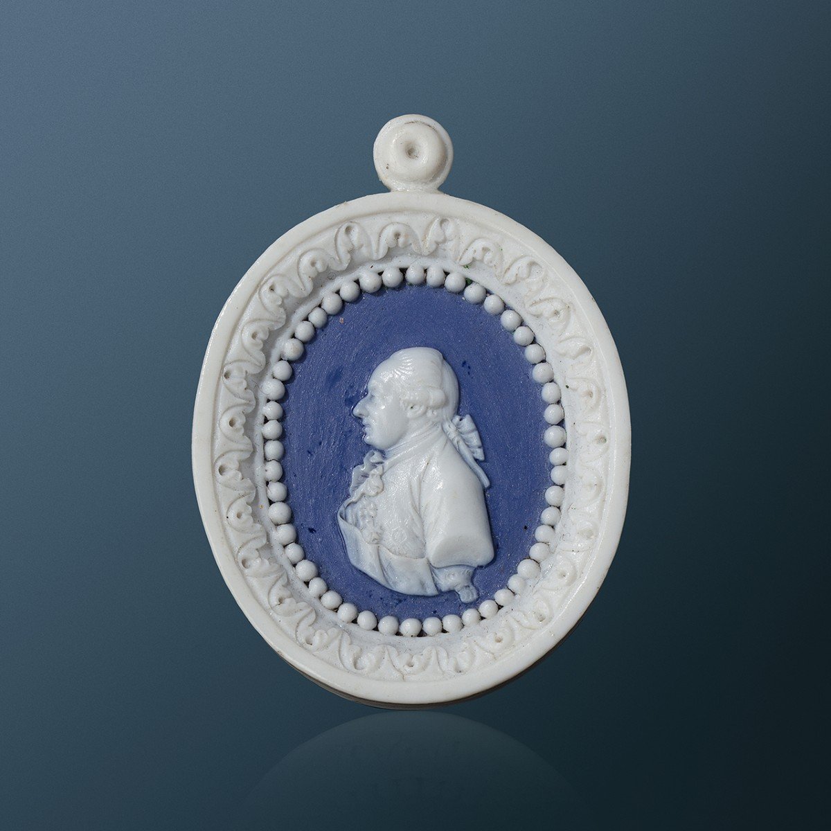 Biscuit Medallion With The Profile Of Karl August, Grand Duke Of Saxe-weimar-eisenach.