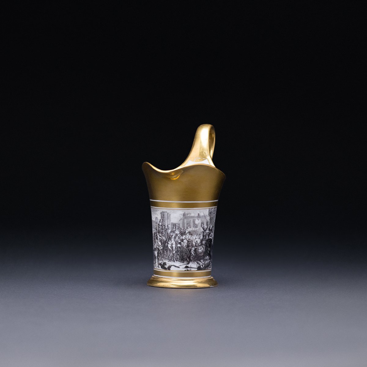 Pot à Lait En Porcelaine De Sèvres  avec tasse jointe, au portrait du roi Henri IV