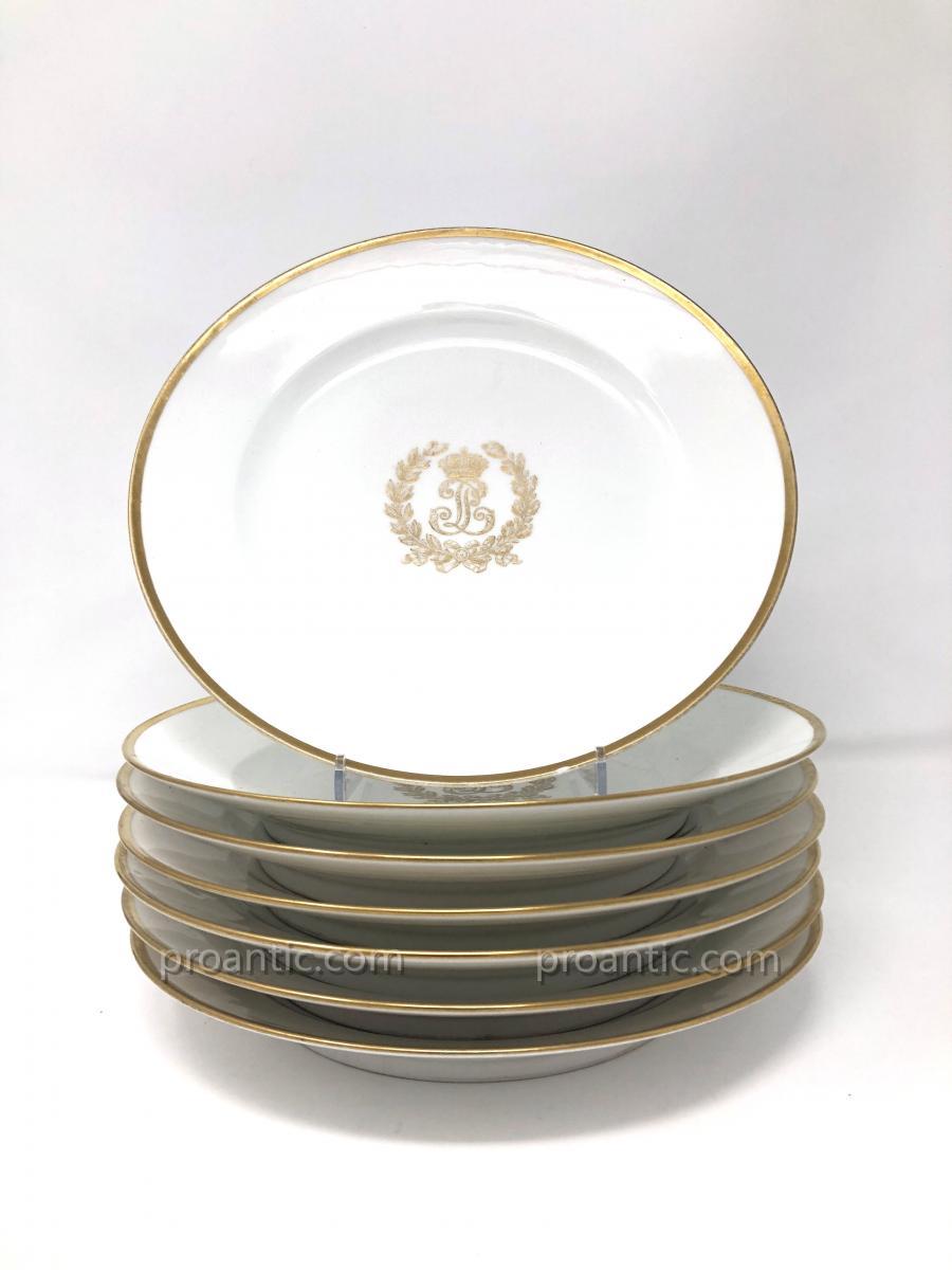 Sept Assiettes en Porcelaine de Sèvres du Service des Bals de Louis-Philippe à Fontainebleau