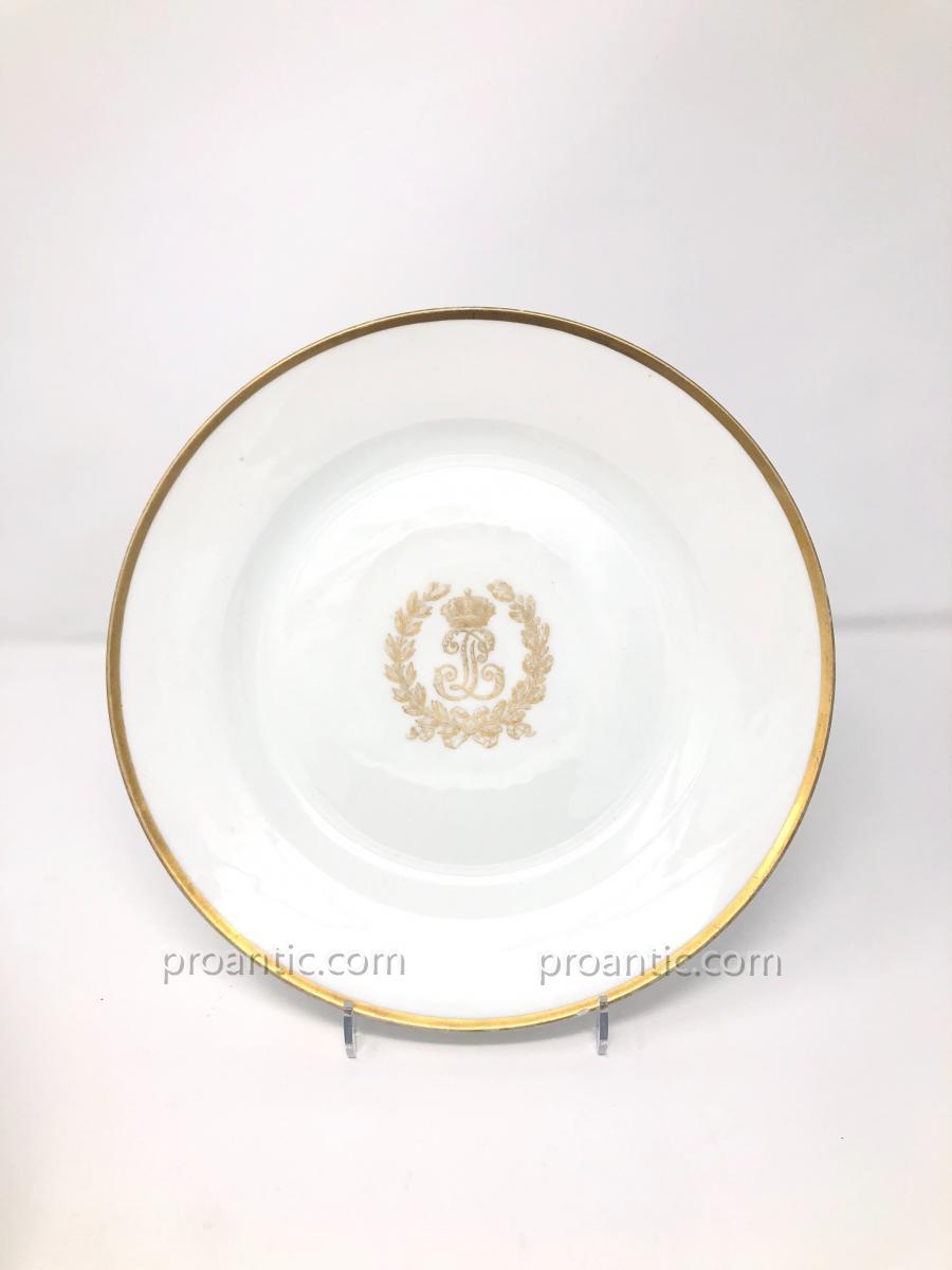 Sept Assiettes en Porcelaine de Sèvres du Service des Bals de Louis-Philippe à Fontainebleau-photo-2
