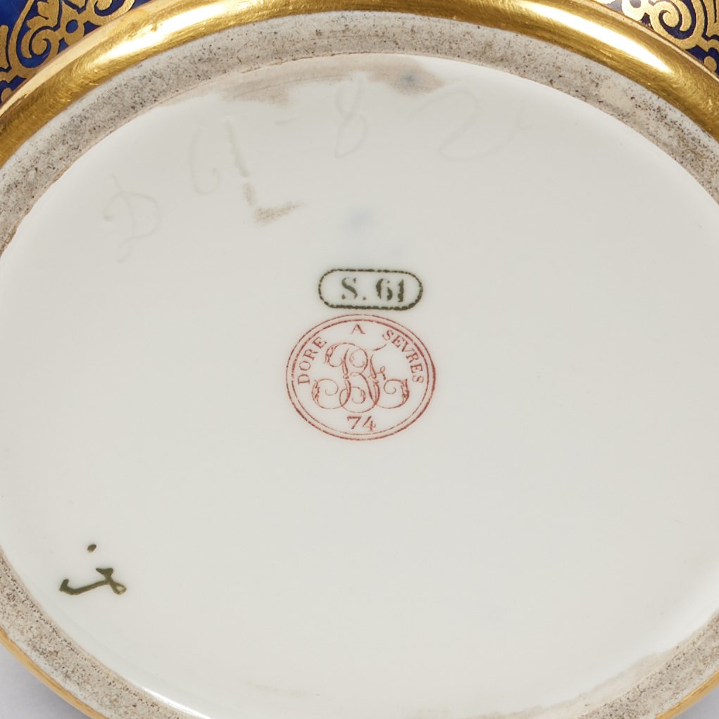 Paire De Seaux à Bouteilles En Porcelaine De Sèvres À Fond Bleu Lapis.-photo-3