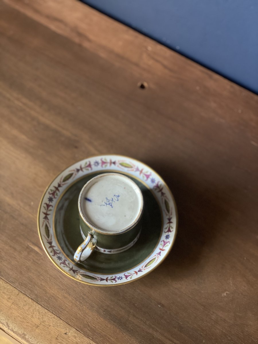 SEVRES Tasse Litron Et Sa Soucoupe en porcelaine de Sèvres du XVIIIe Siècle-photo-4