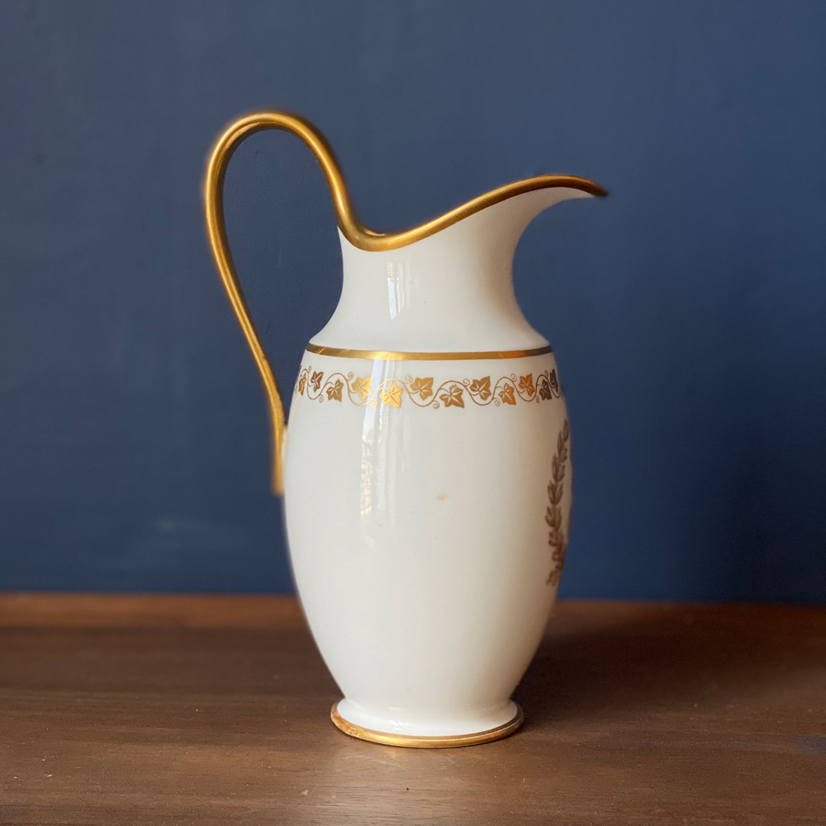 Sevres Two Sèvres Porcelain Pestum Milk Jugs From The Service Of The Princes Of King Louis-philippe-photo-4