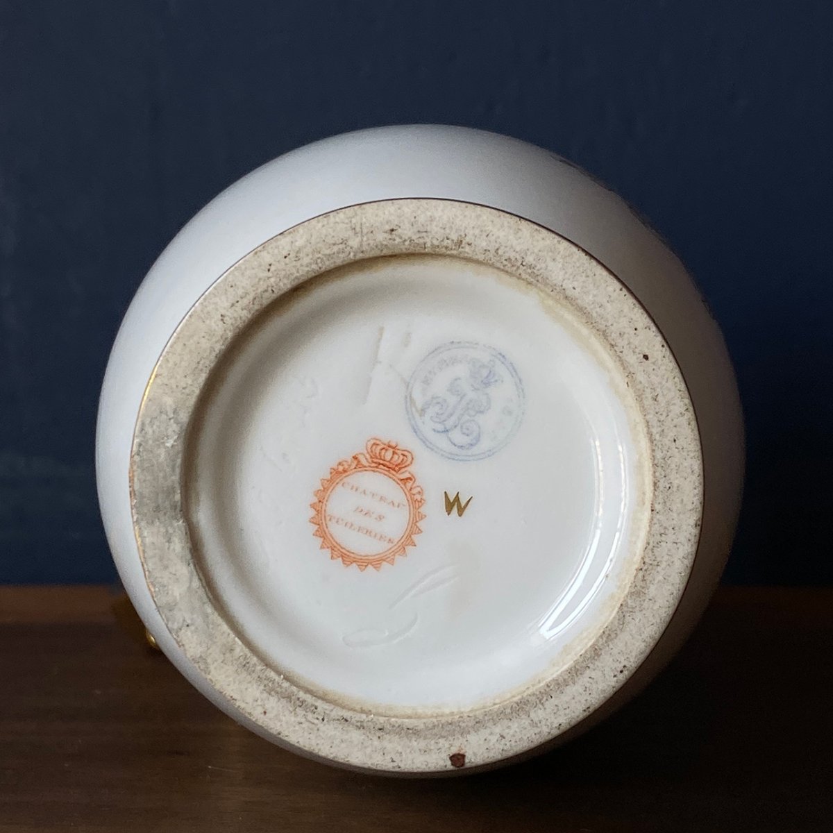 Sevres Two Sèvres Porcelain Pestum Milk Jugs From The Service Of The Princes Of King Louis-philippe-photo-3