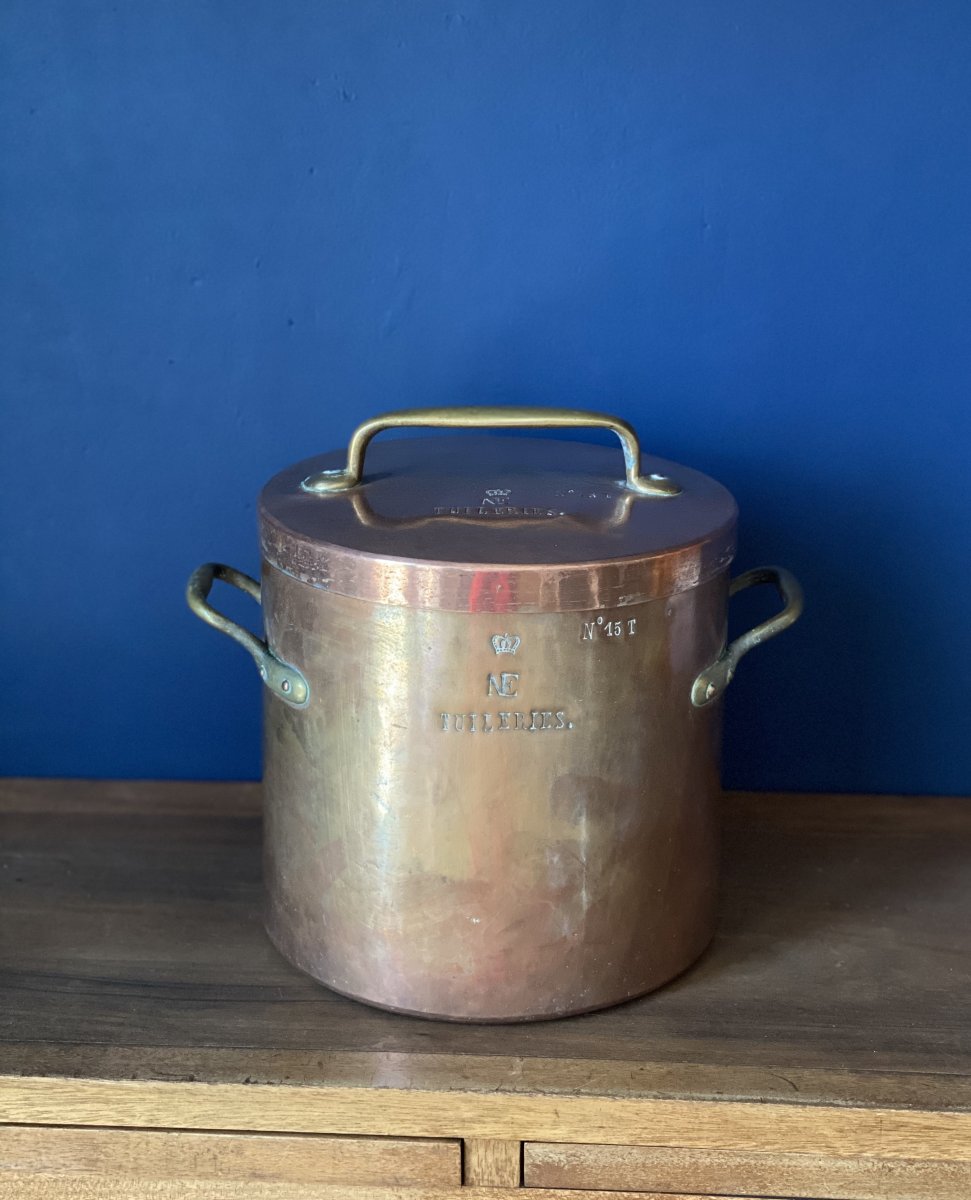 Small Copper Pot And Its  Lid From The Palais Des Tuileries-photo-2