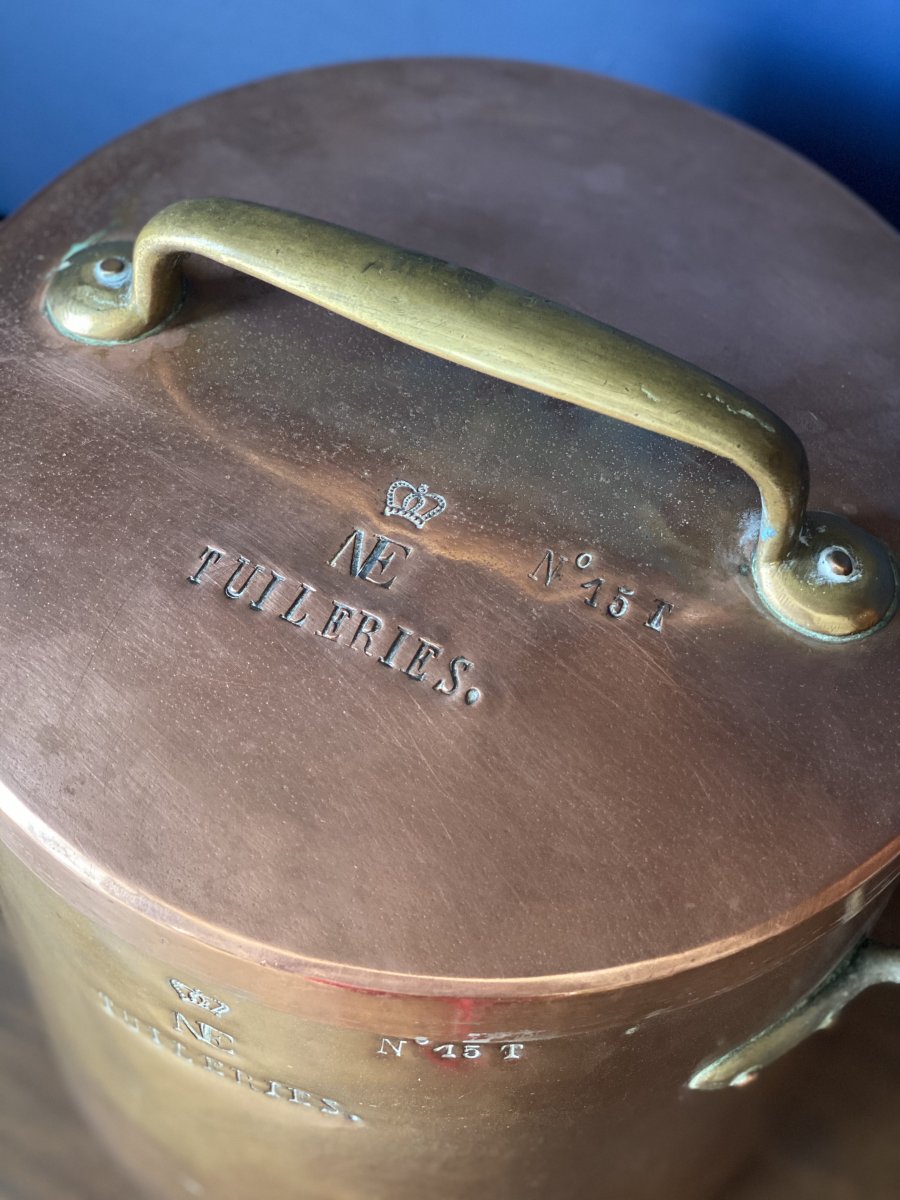 Small Copper Pot And Its  Lid From The Palais Des Tuileries-photo-4