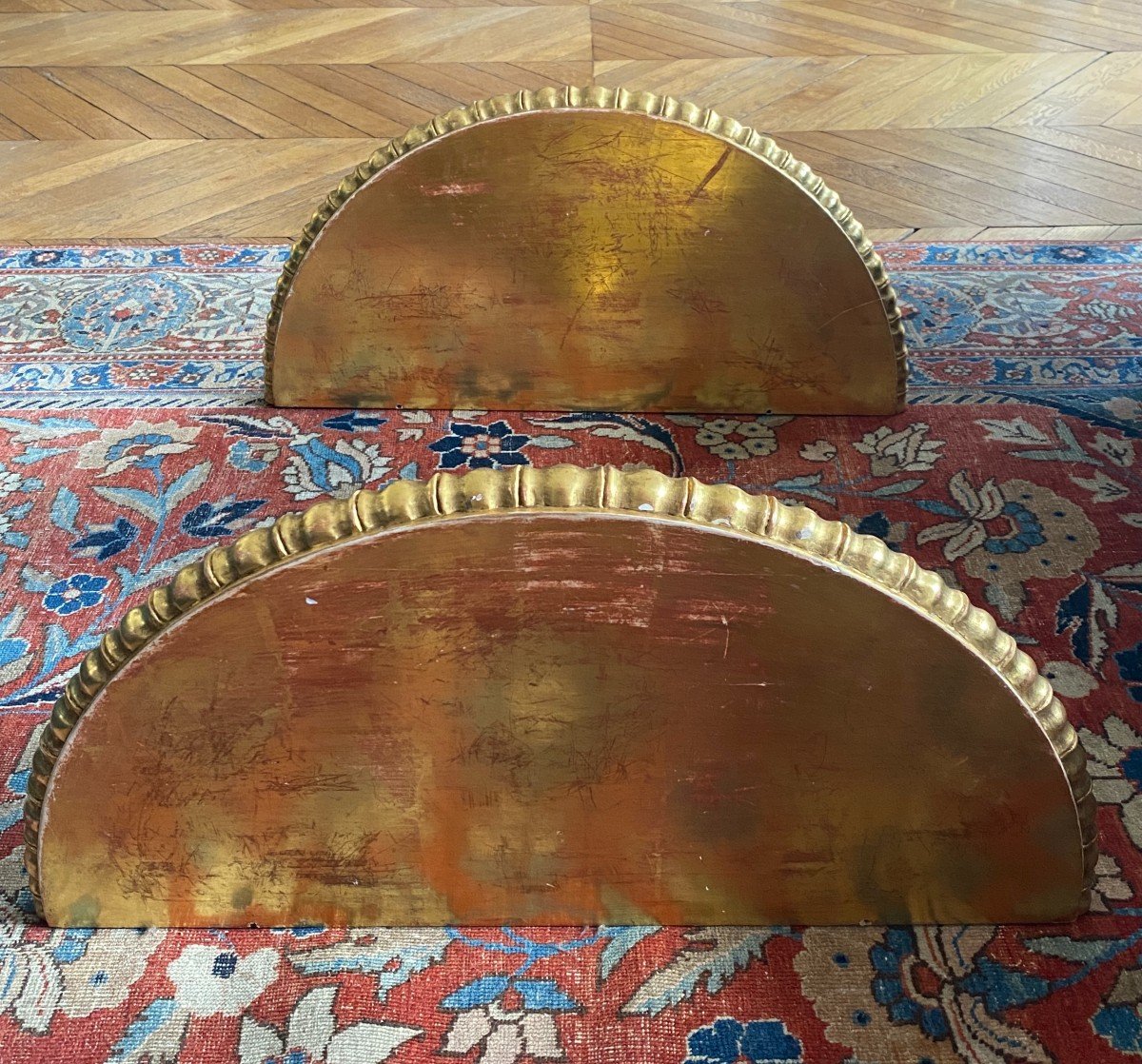 Paire De Larges Consoles d'Appliques En Bois Doré De Style Louis XVI-photo-2
