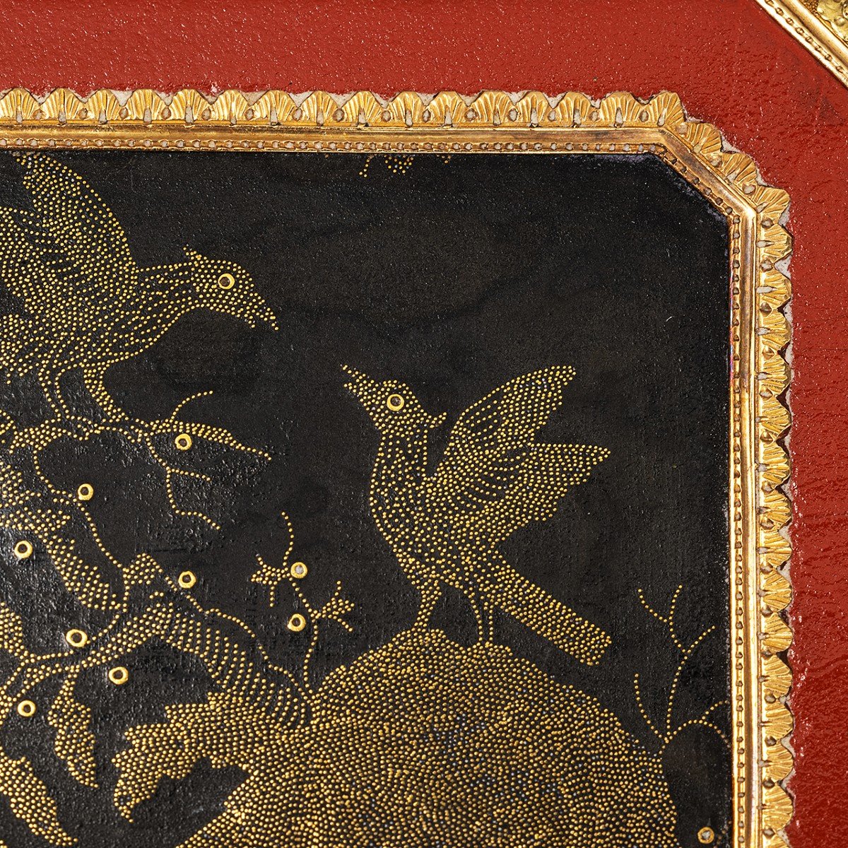 Gold, Lacquer And "piqué d'Or" Snuffbox By Louis Roucel, Paris, 1775-1776-photo-2