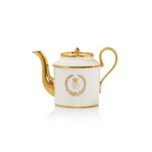 A Sèvres Porcelain Litron Teapot From The Service Of The Balls Of King Louis-philippe