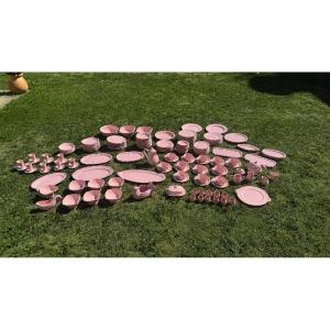 200-piece Pink Faience Dinner Service With Fish Decoration