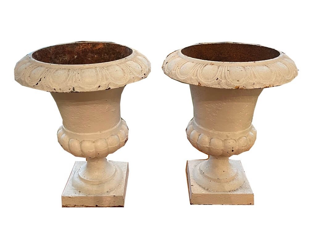 Paire De Vases Cratère Médicis  Biedermeier  Fonte Peinte En Blanc vers 1880-photo-2