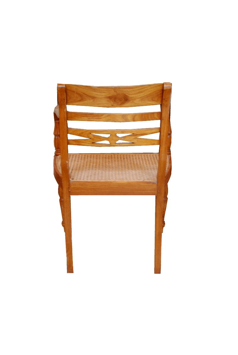 Quatre Fauteuils Identiques Frêne Massif Avec Dossier Légèrement Incliné Et Accoudoirs Sculptés-photo-4