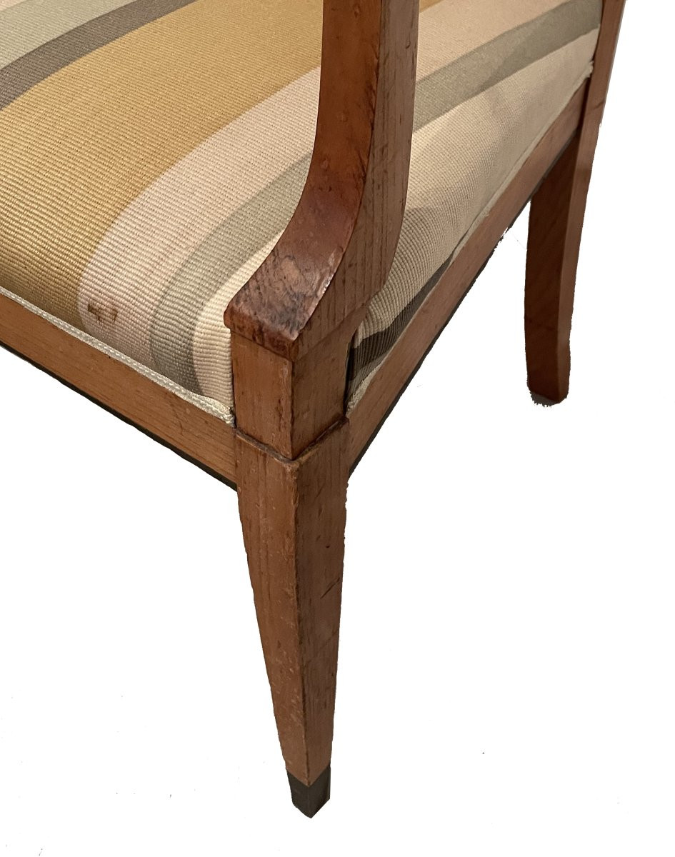 Fauteuil simple Biedermeier en bois de cerisier avec marqueterie, Allemagne, vers 1820.-photo-5