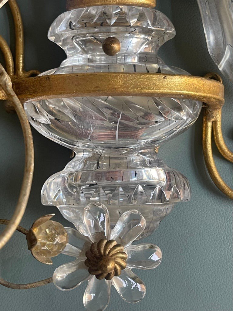 Une paire de magnifiques lampes en forme de perroquets, en cristal et métal doré, un lustre-photo-2