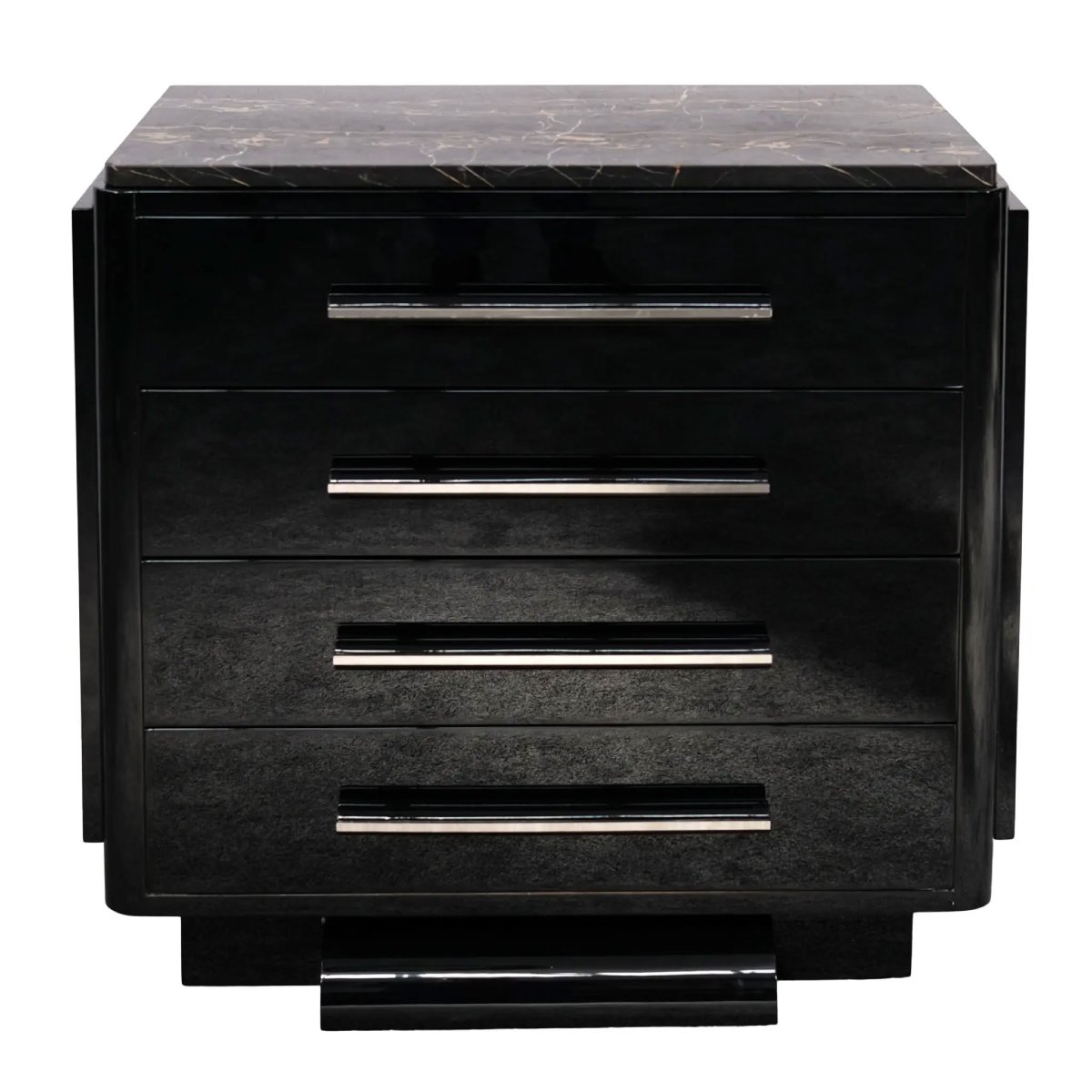 Petite commode Art Déco en laque noire  France, vers 1930. Commode Art déco à quatre tiroirs.-photo-1