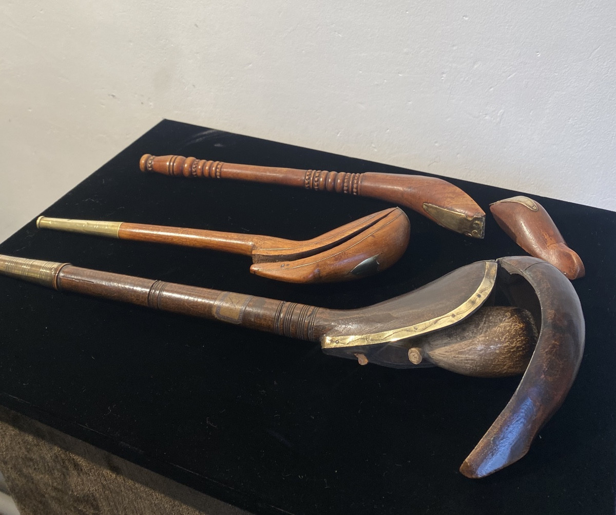 Boîte De Pipe Ancien Sculpté En Bois Début 19ème Siècle