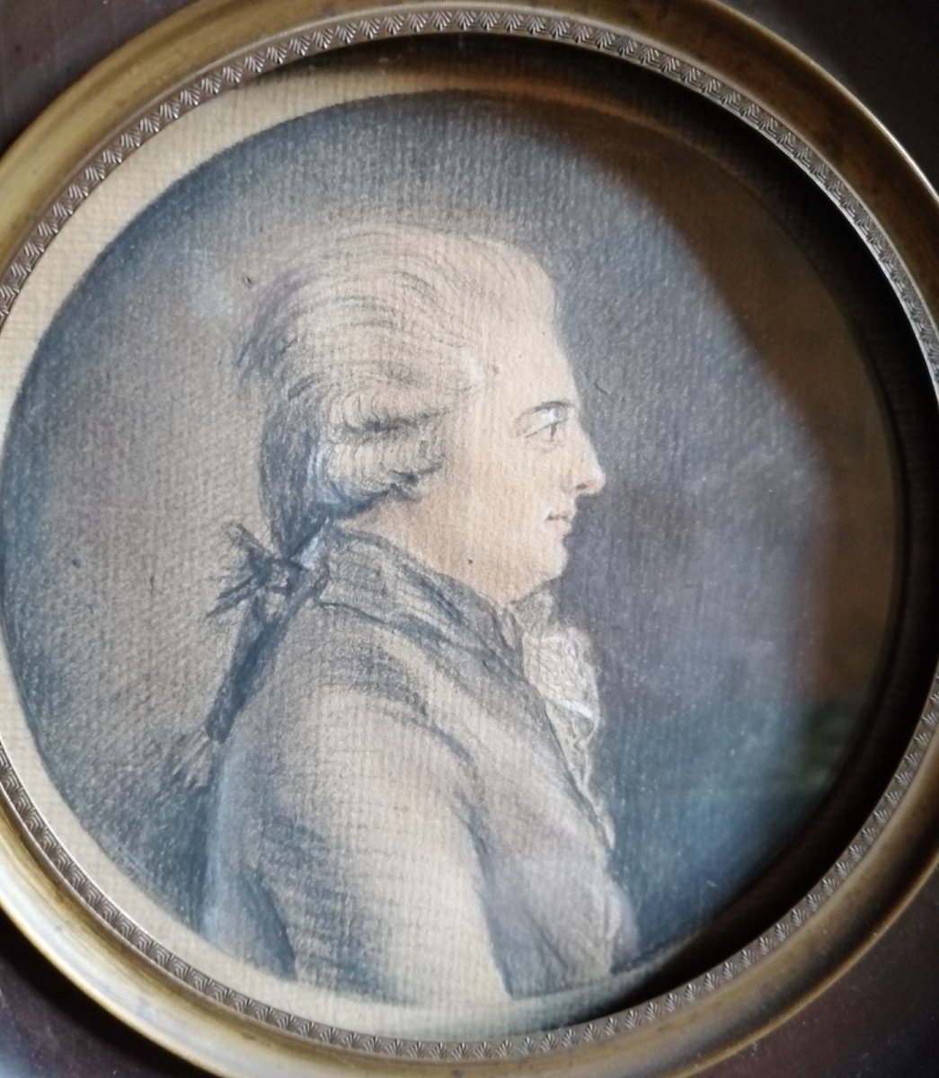 Small 18th Century Drawing, Portrait Of A Man From The Louis XVI Period