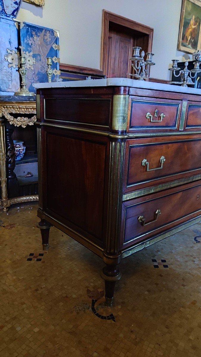 Directoire Mahogany Chest Of Drawers-photo-2