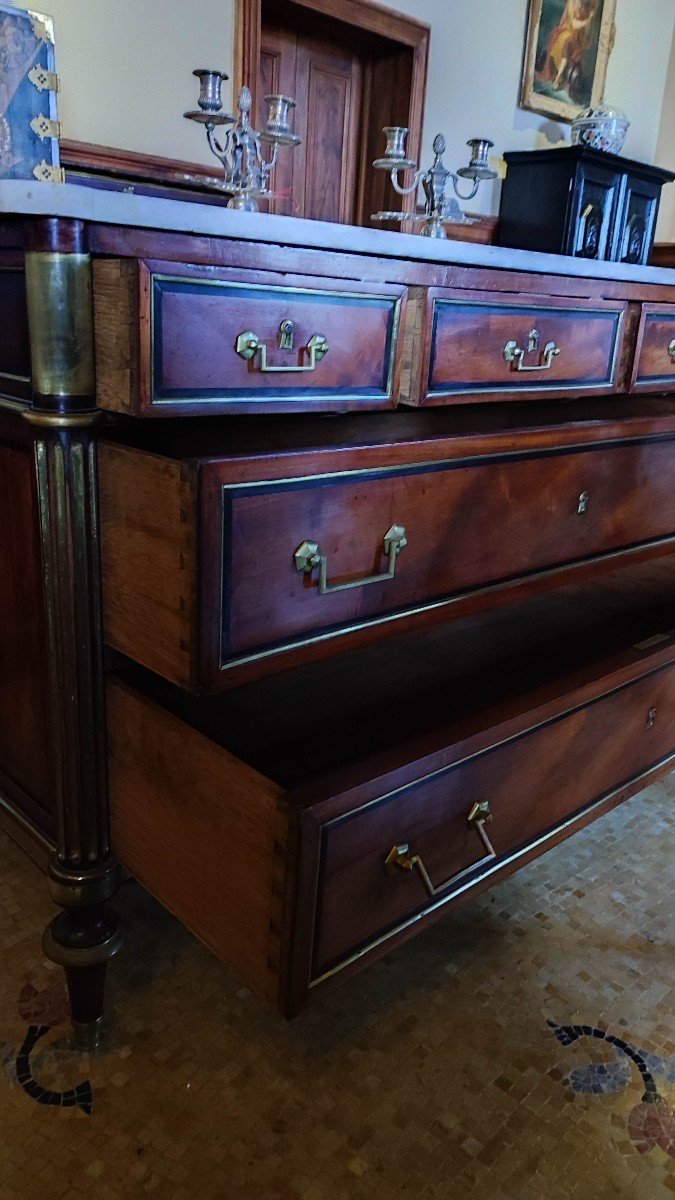 Directoire Mahogany Chest Of Drawers-photo-3