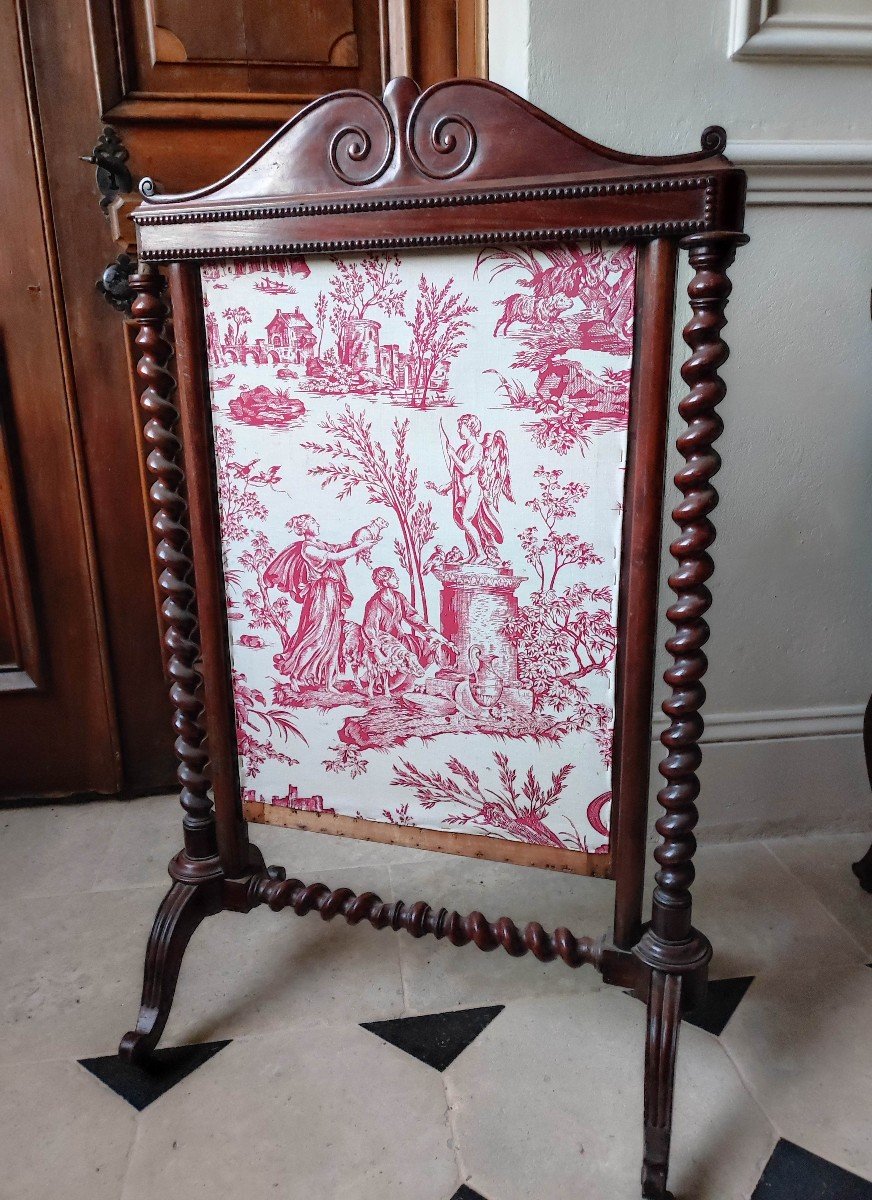 Mahogany Fireplace Screen To Be Restored